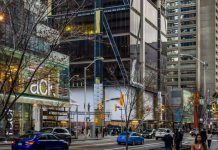 رقابت برای ساخت بلندترین برج کانادا در تورنتو