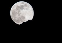 پدیده دوگانه ماه آبی و ابر ماه را فردا شب مشاهده کنید