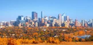 ۶ مکان زیبا در کلگری برای تماشای برگهای پاییزی