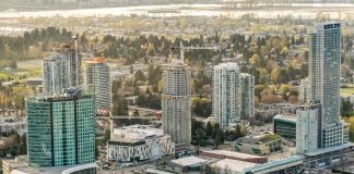 فرصتهای شغلی با دستمزد ساعتی ۳۱ دلار در Surrey