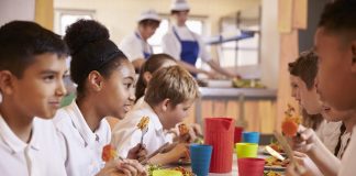 برنامه یک میلیارد دلاری ترودو برای تهیه غذای مدارس