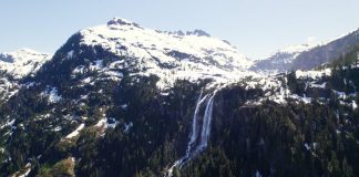 سفر به آبشار مرتفع دلا فالز در جزیره ونکوور