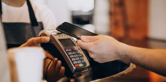 کاناداییها طرفدار رشد نرخ سرویس و حذف انعام هستند