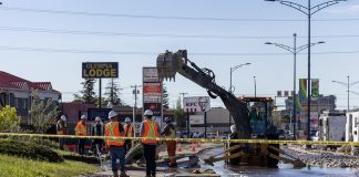 ادامه وضعیت اضطراری پس از شکستگی خط لوله آب کلگری