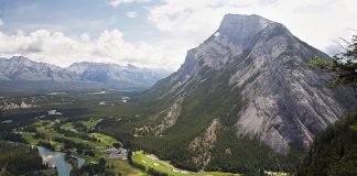 یک پیادهروی بینظیر در Tunnel Mountain