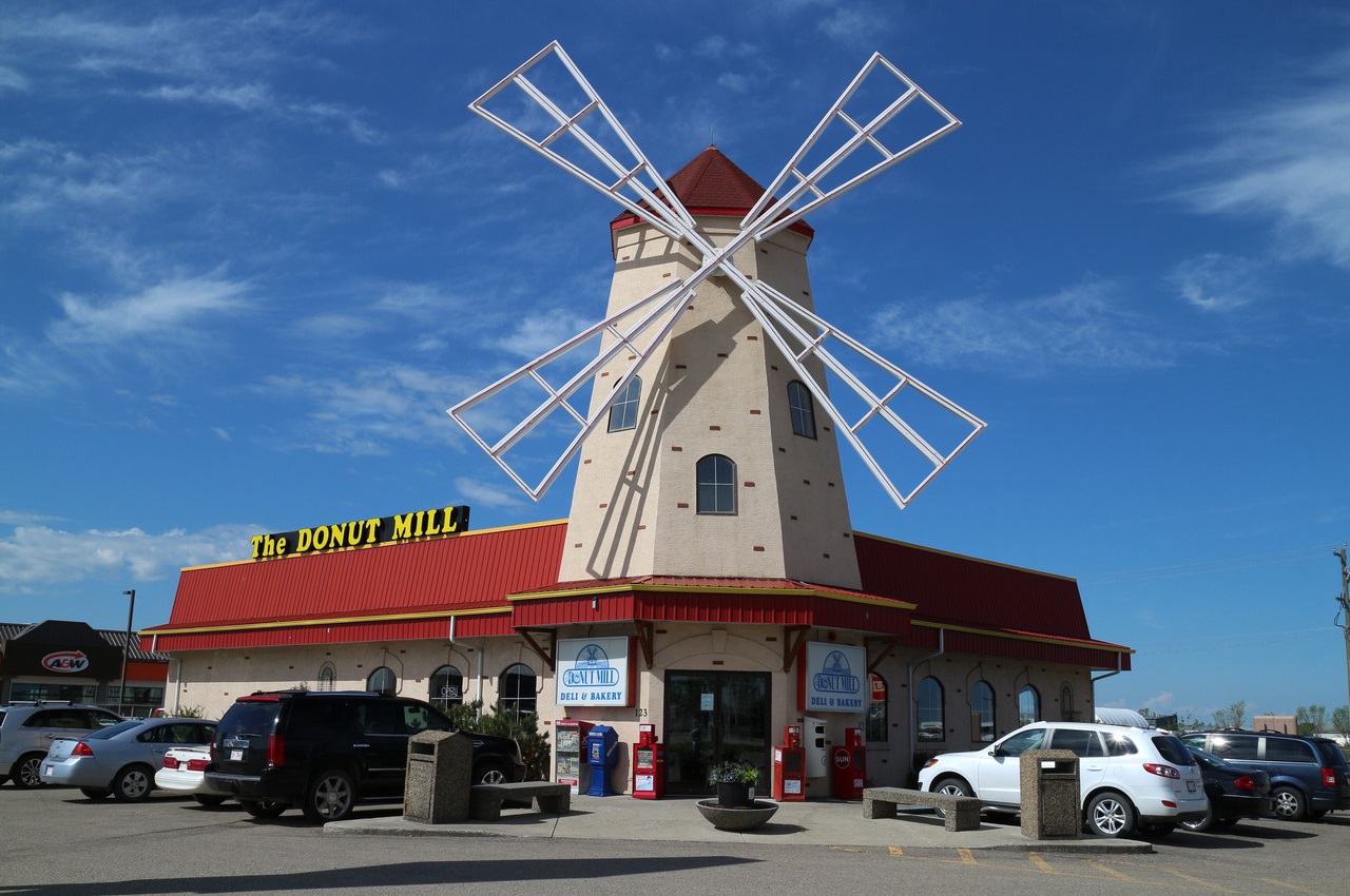 بهترین جاذبهها در حاشیه جاده کلگری به ادمونتون