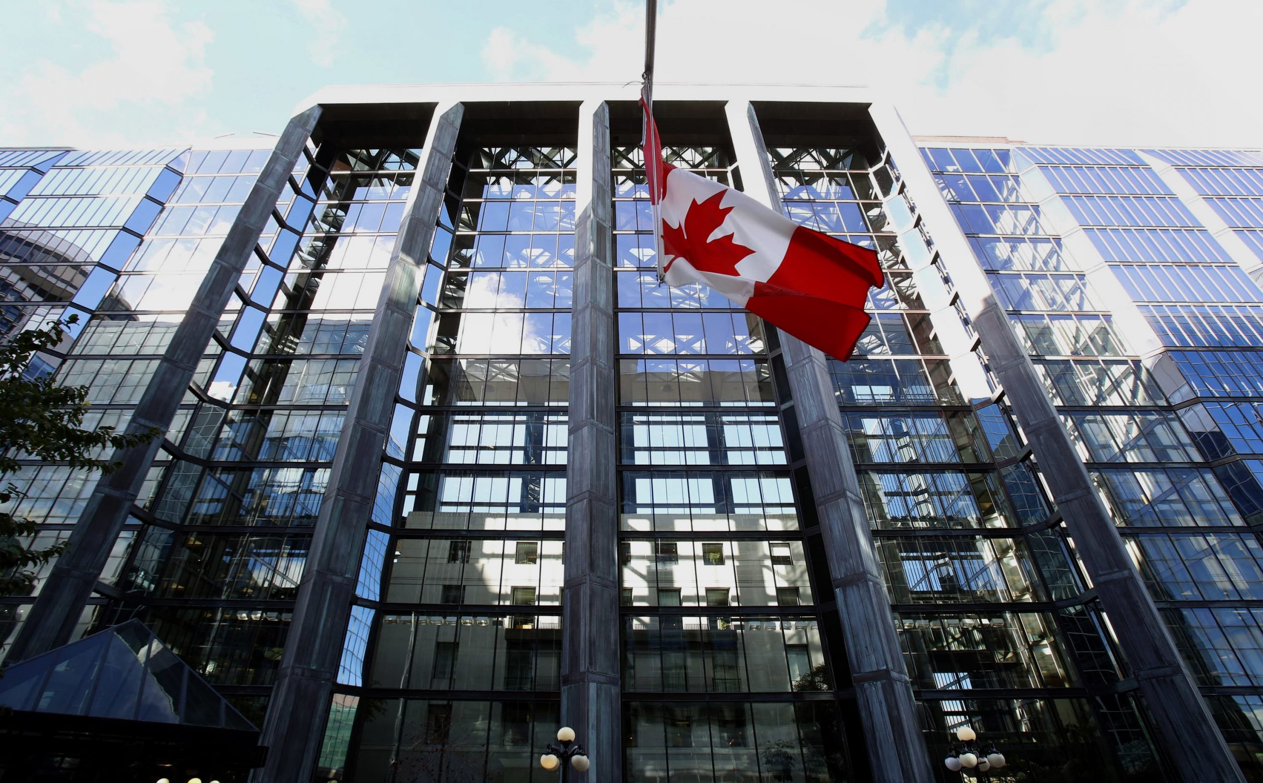 نرخ بهره به 3.75 درصد کاهش یافت