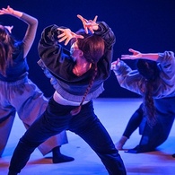 LES DANSES À DEUX TEMPS