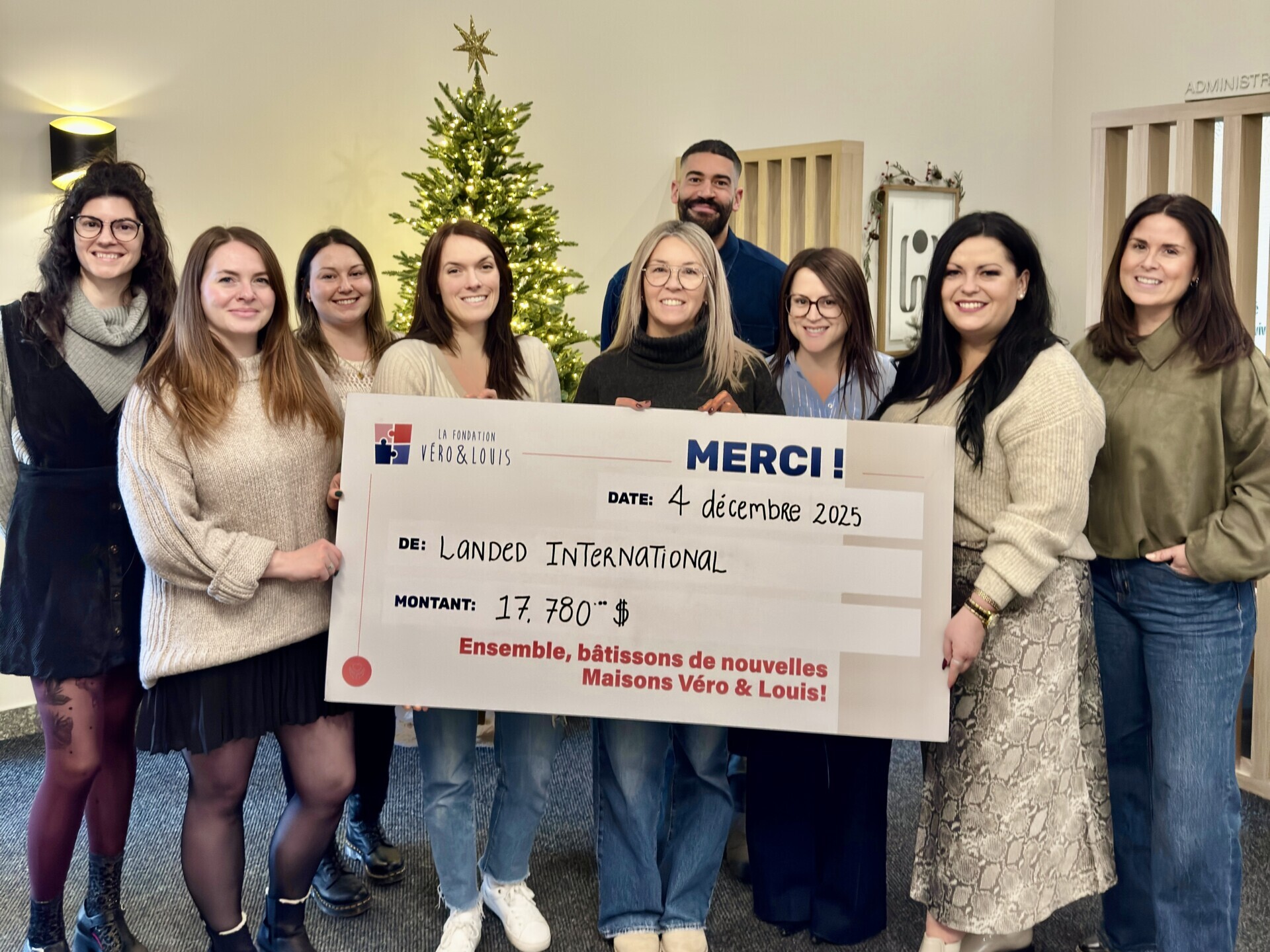 Image Landed International remet un don de 17 780 $ à la Fondation