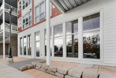 10 - 130 Water Street