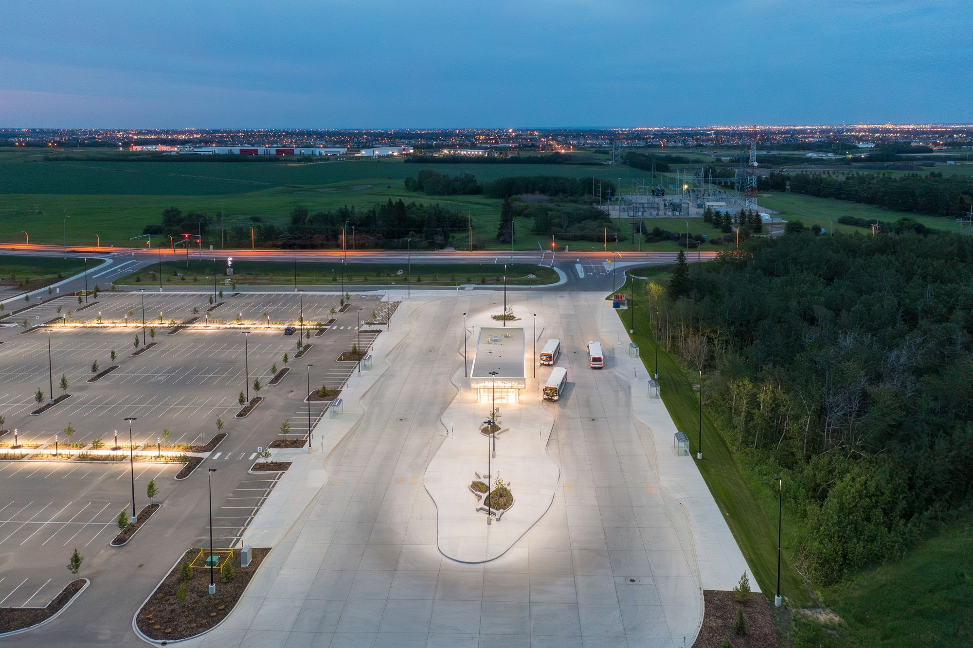 Nakî Transit Centre & Park and Ride