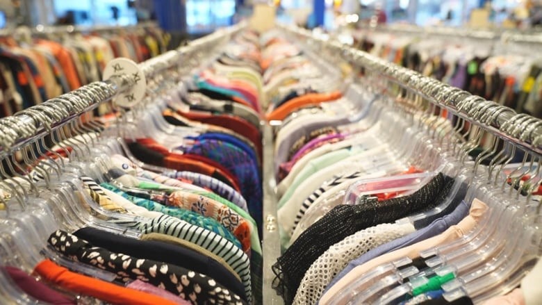 Is Thrifting a #Trend or a New Lifestyle? 1 clothingracks