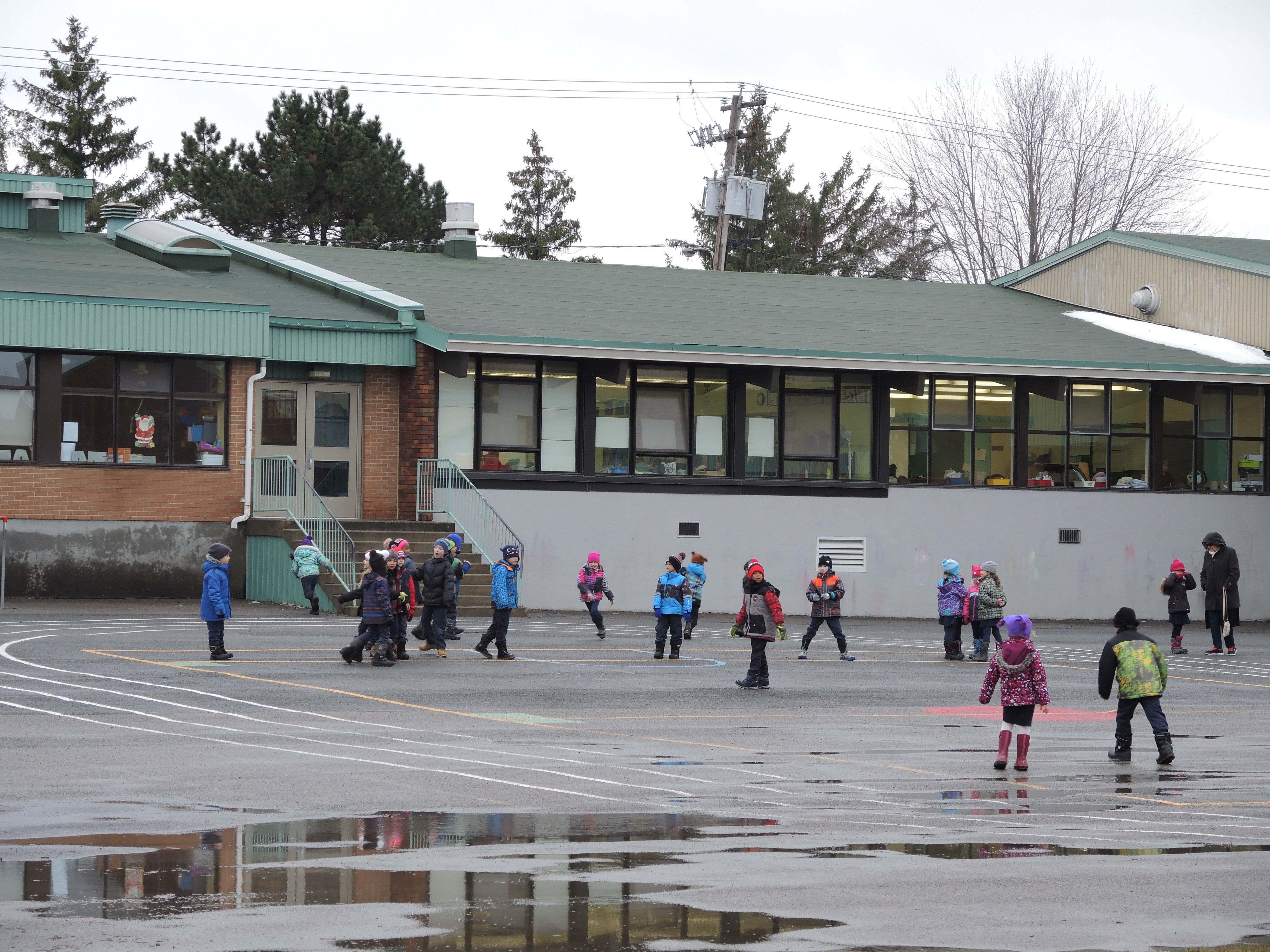 Sursis d’un an pour les élèves de la Commission scolaire Riverside