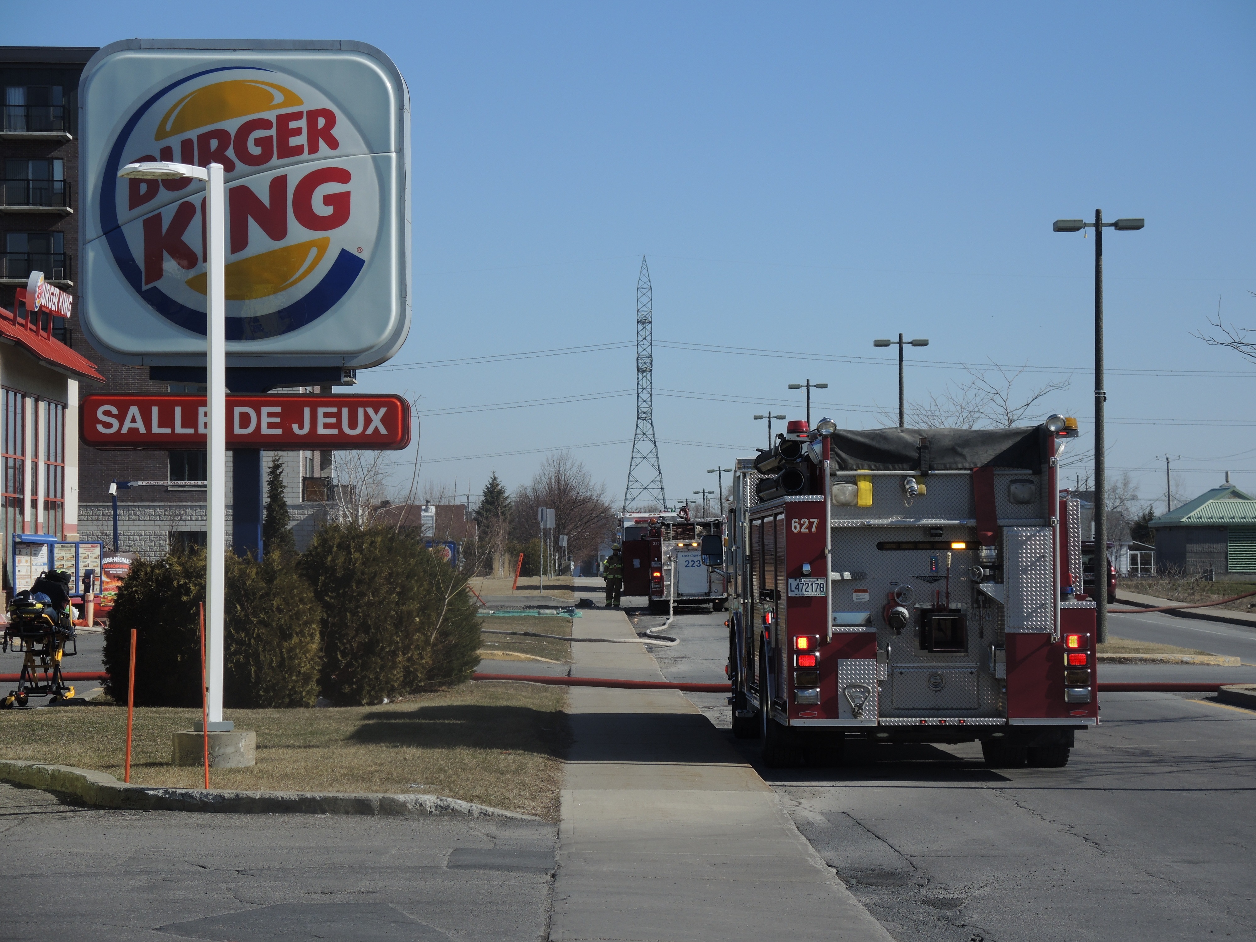Début d&rsquo;incendie au Burger King à Sainte-Catherine