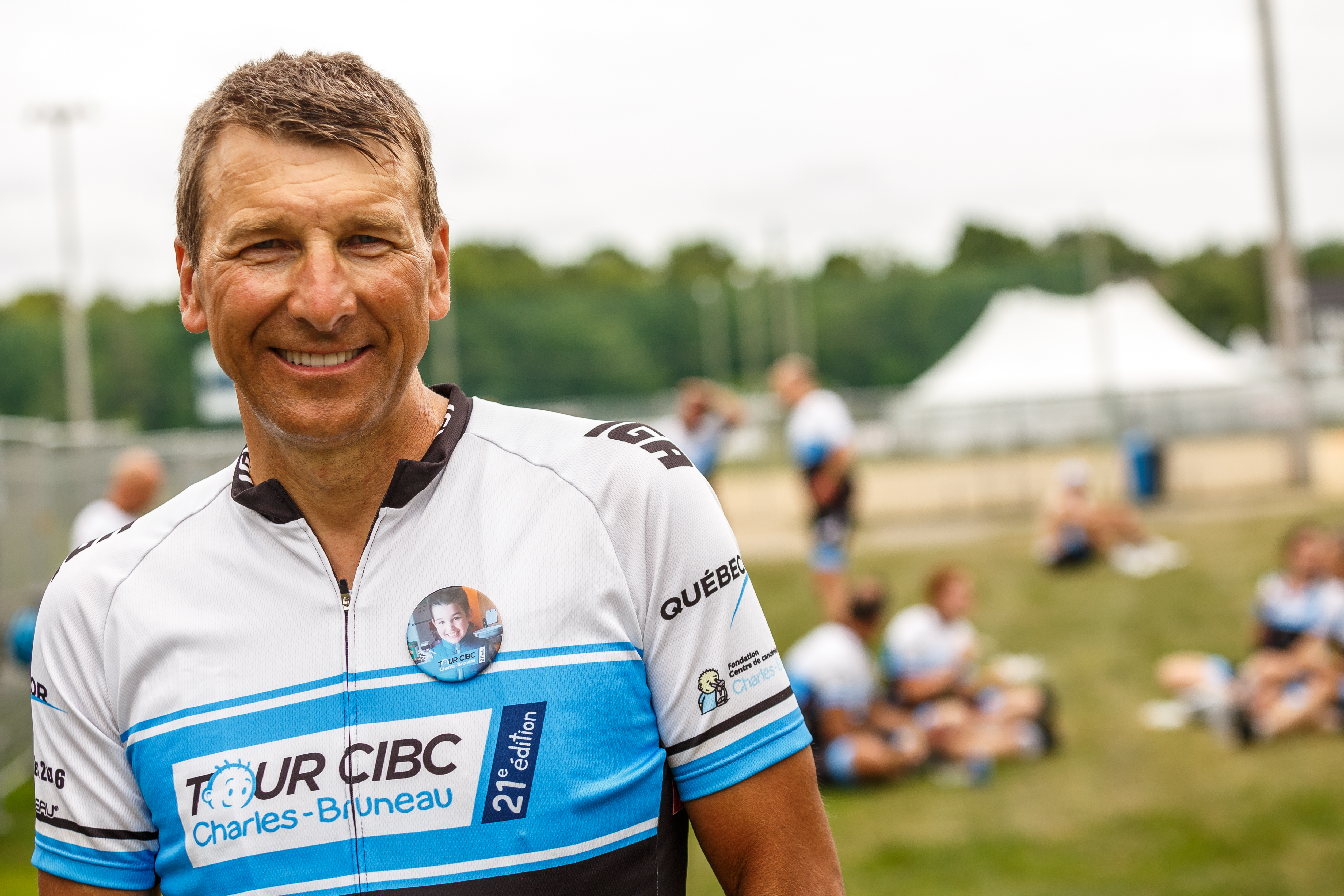 Les cyclistes du Tour Charles-Bruneau s&rsquo;arrêtent à Saint-Philippe
