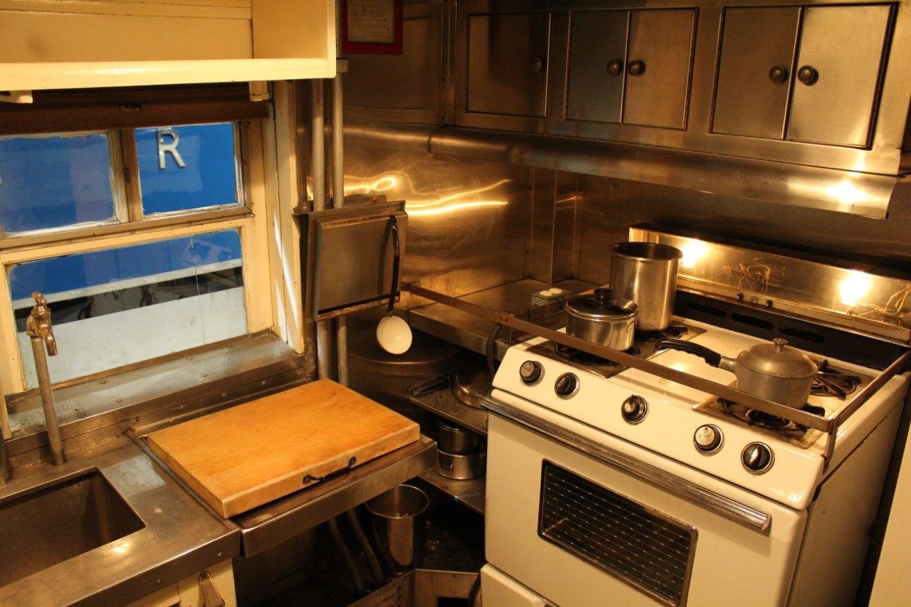 Espace cuisine à bord de véhicules ferroviaires