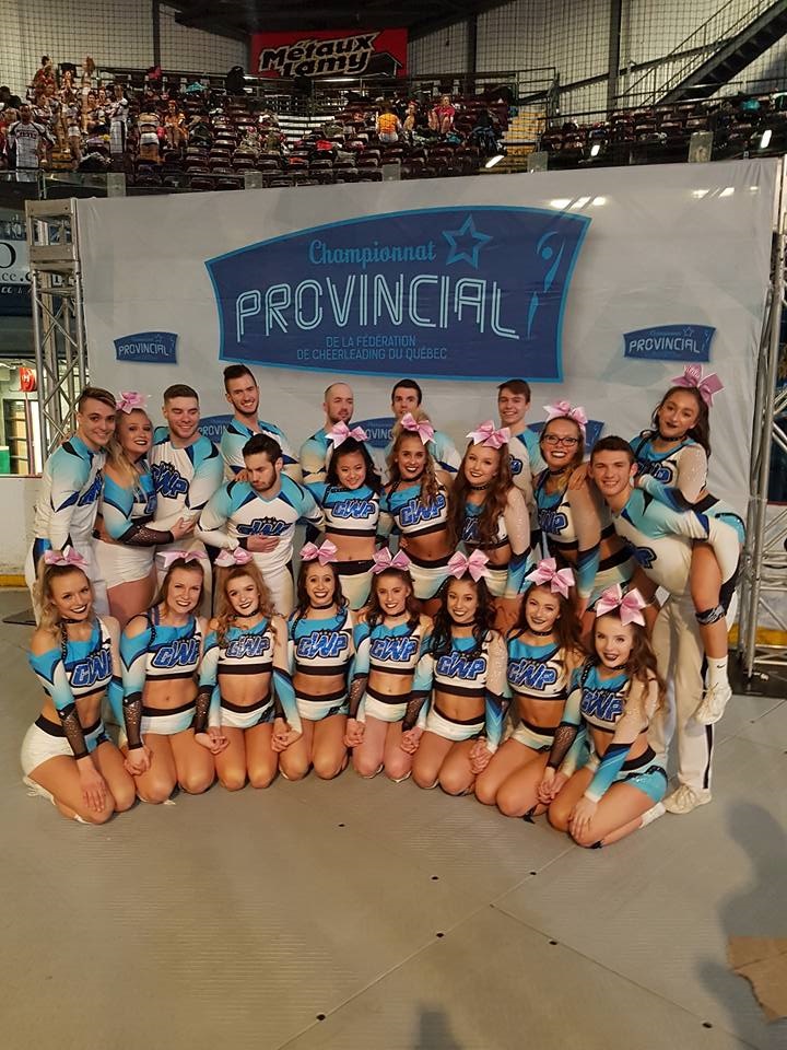 Le Centre Coyotes brille au Championnat provincial de cheerleading