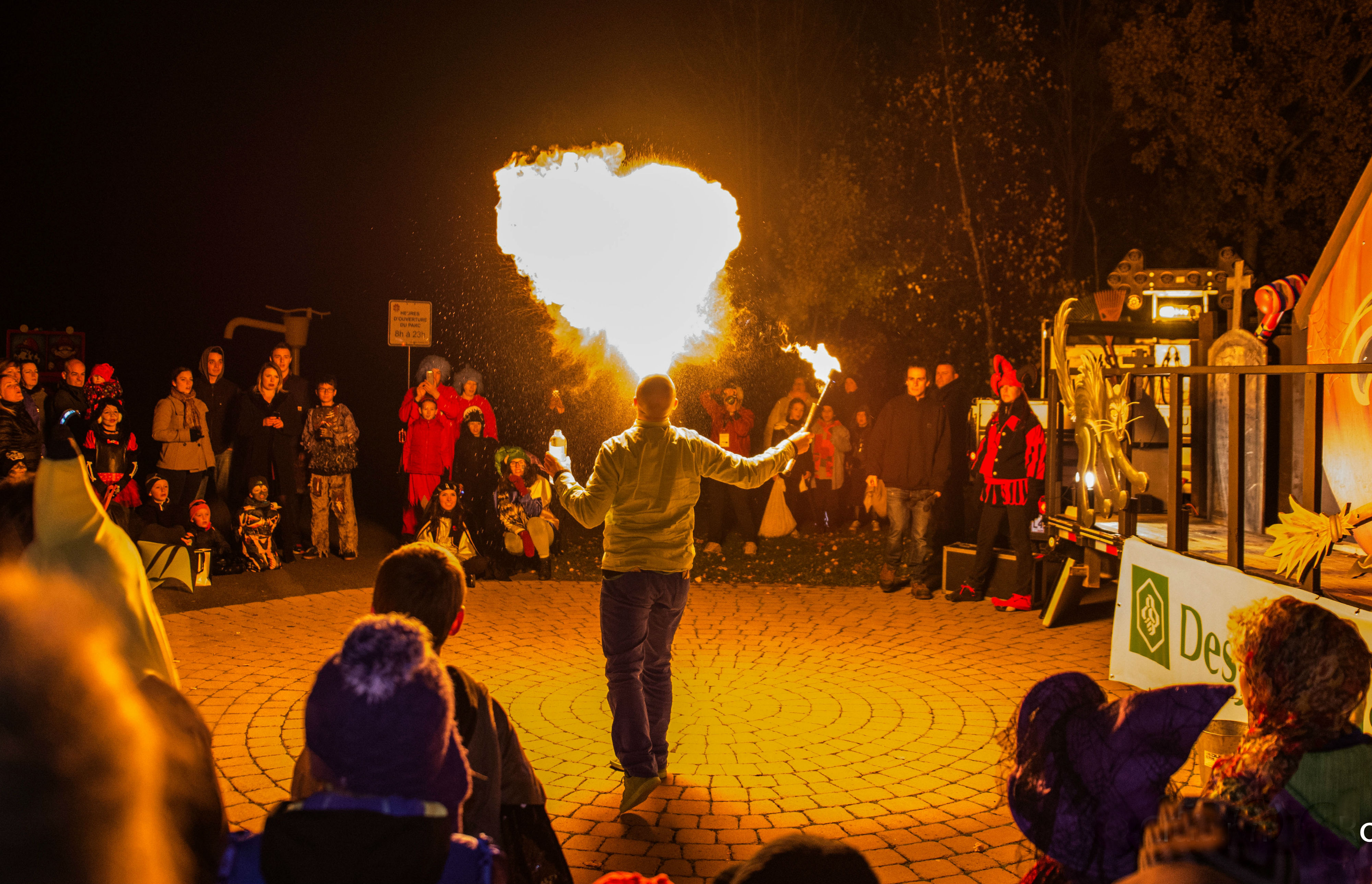 Frissons et plaisirs dans les villes du Roussillon à l’Halloween