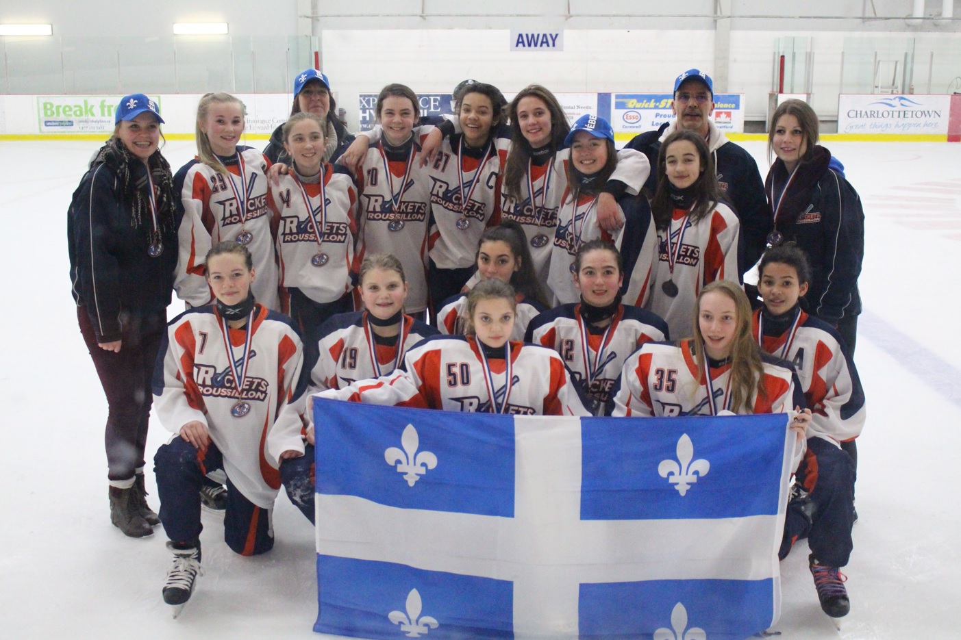Les Rockets médaillées de bronze en ringuette aux Championnats de l’Est du Canada