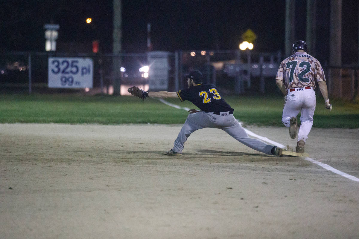 Ligue de baseball junior AA : la série finale est égale entre les Cobras et les Tigres