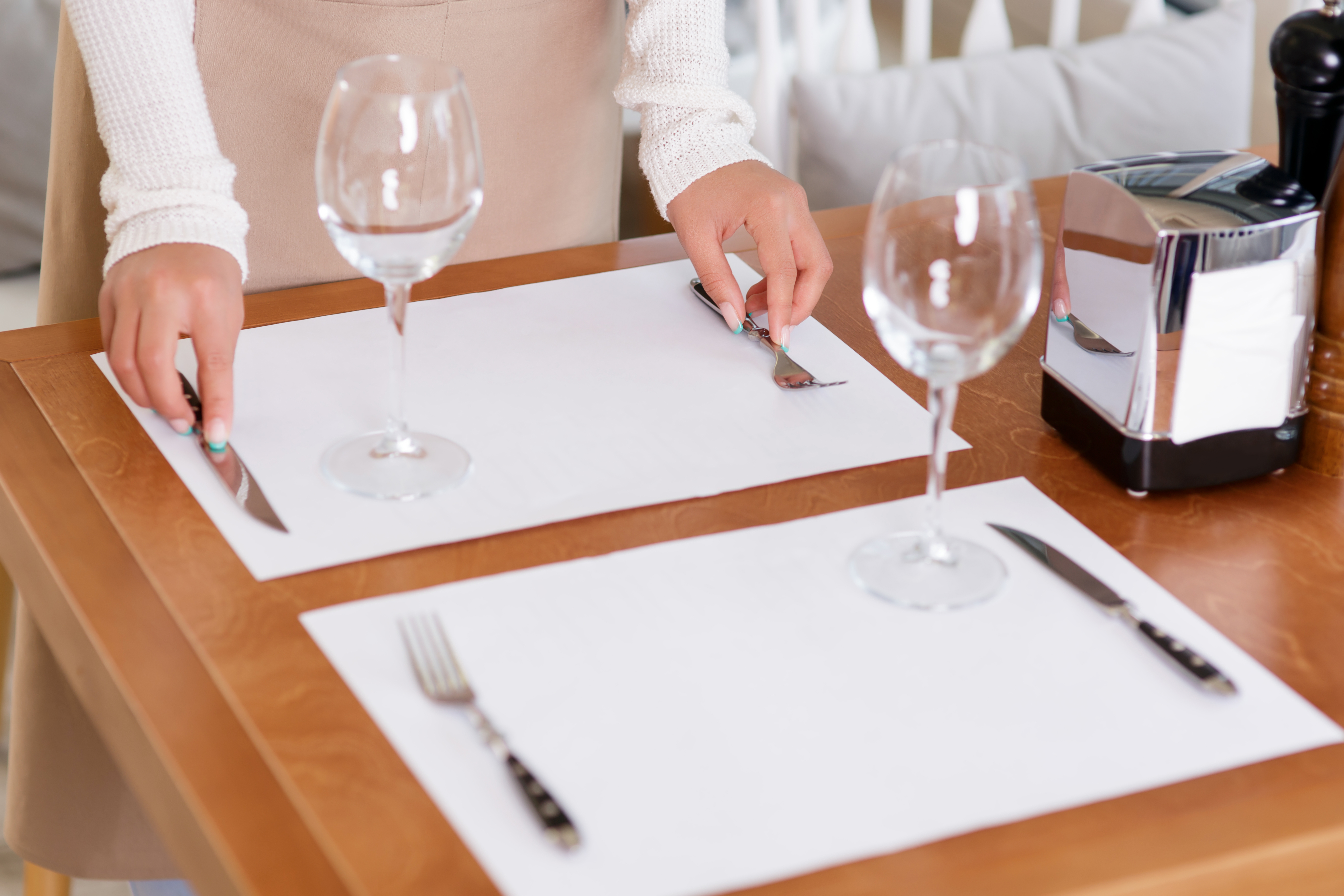 Le resto du présent