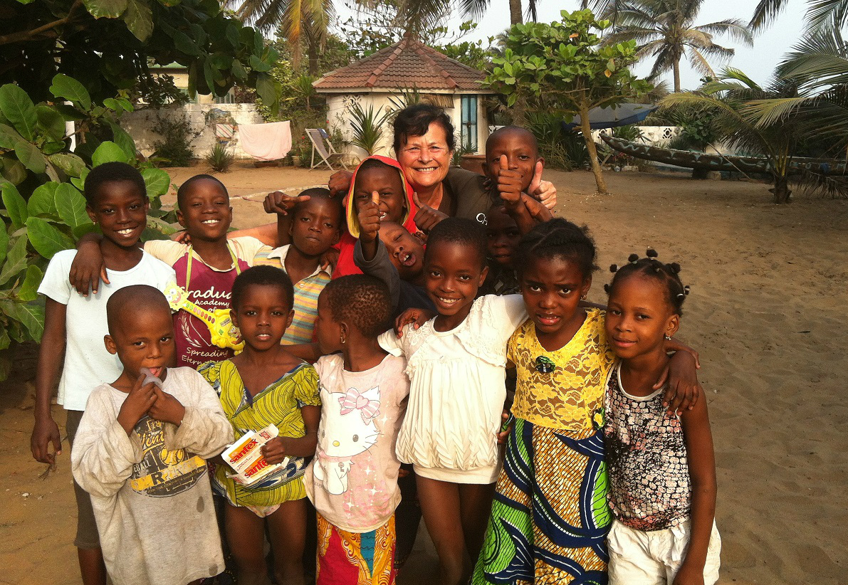 Elle vend maison et commerce et fonde un orphelinat au Bénin