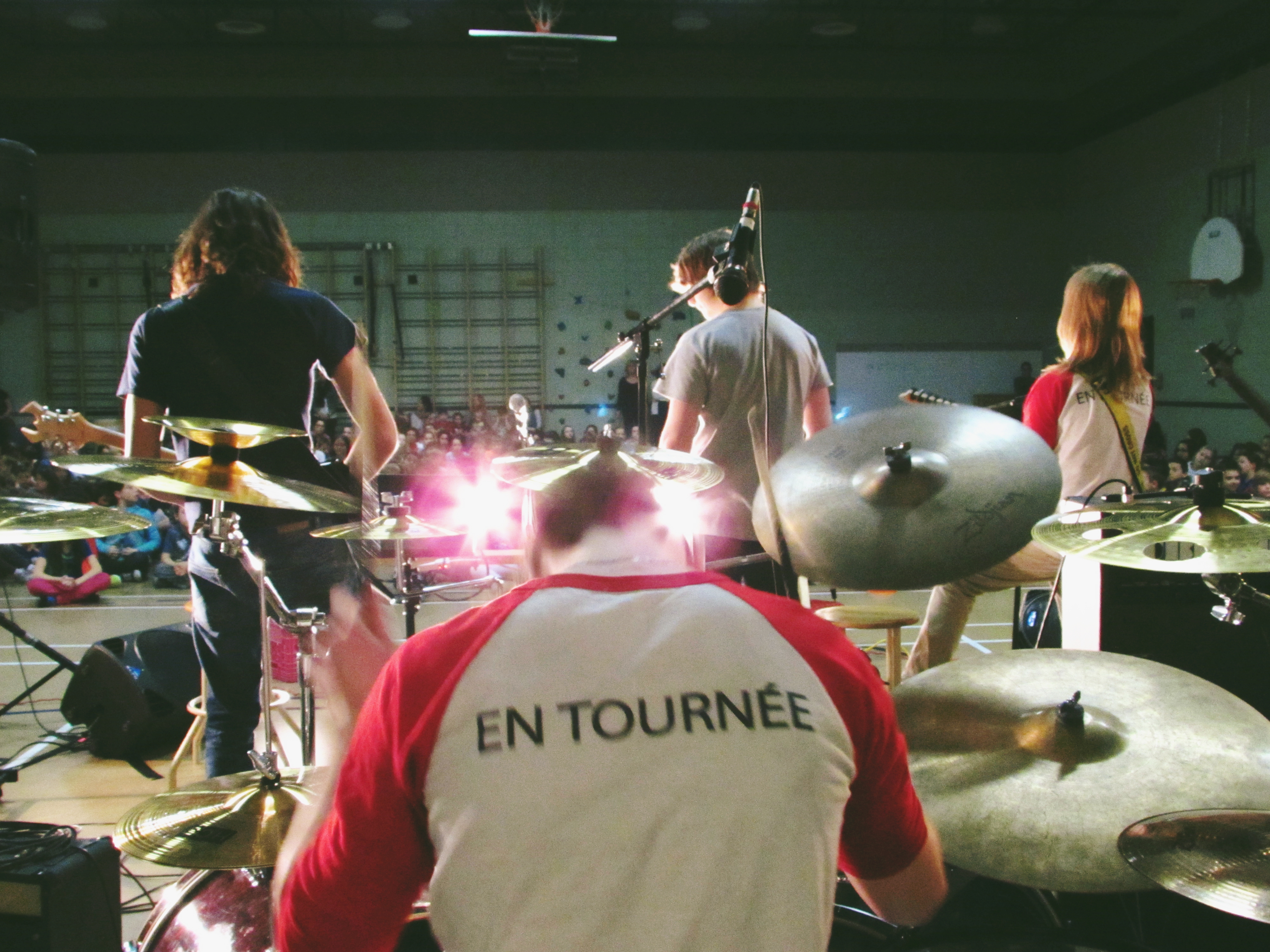 Des élèves musiciens en tournée dans les écoles