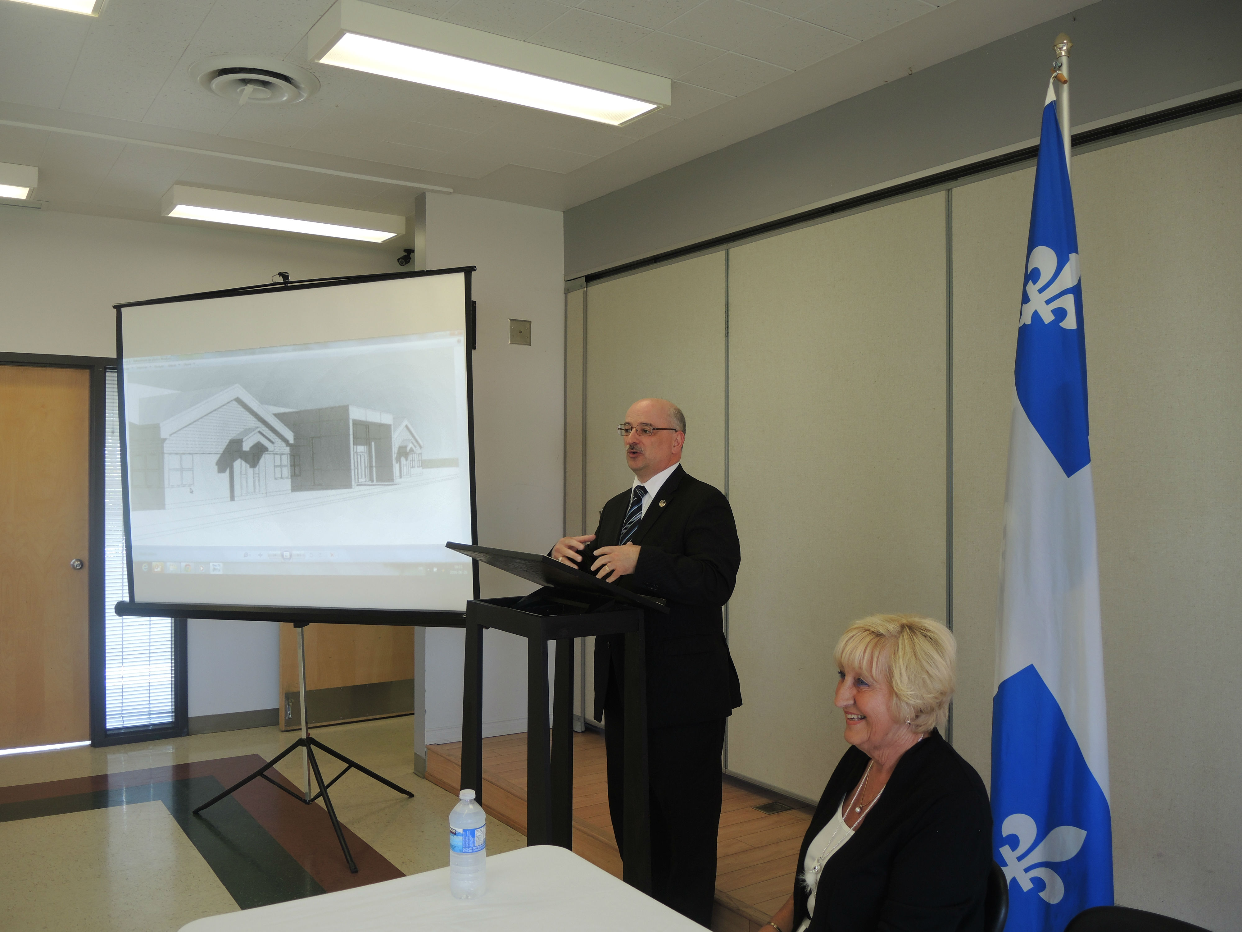 Début des travaux du futur centre communautaire à Saint-Philippe