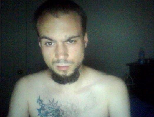 Double homicide: le suspect aurait dû être interné, selon un ami