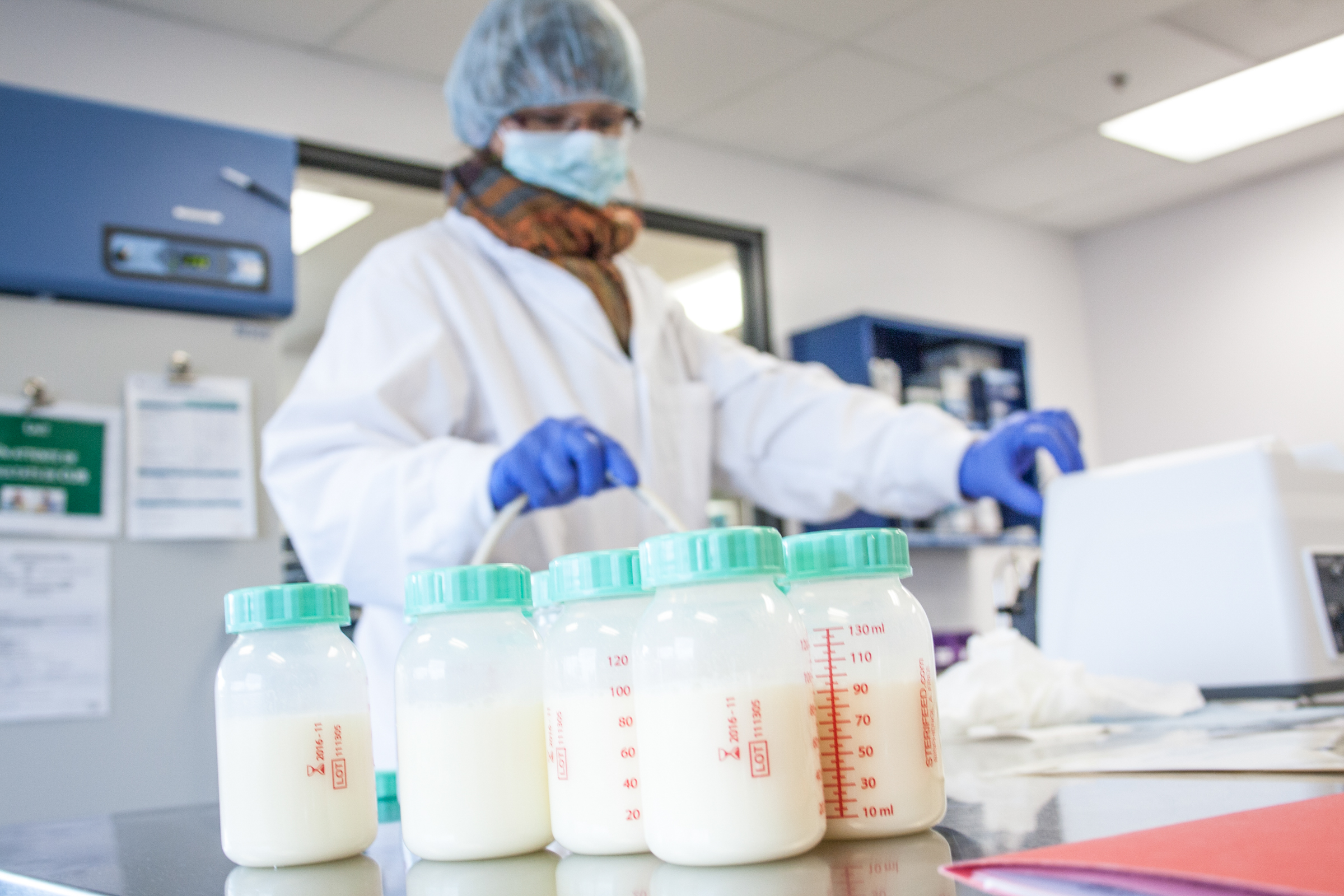 Réseau parallèle de revente de lait maternel