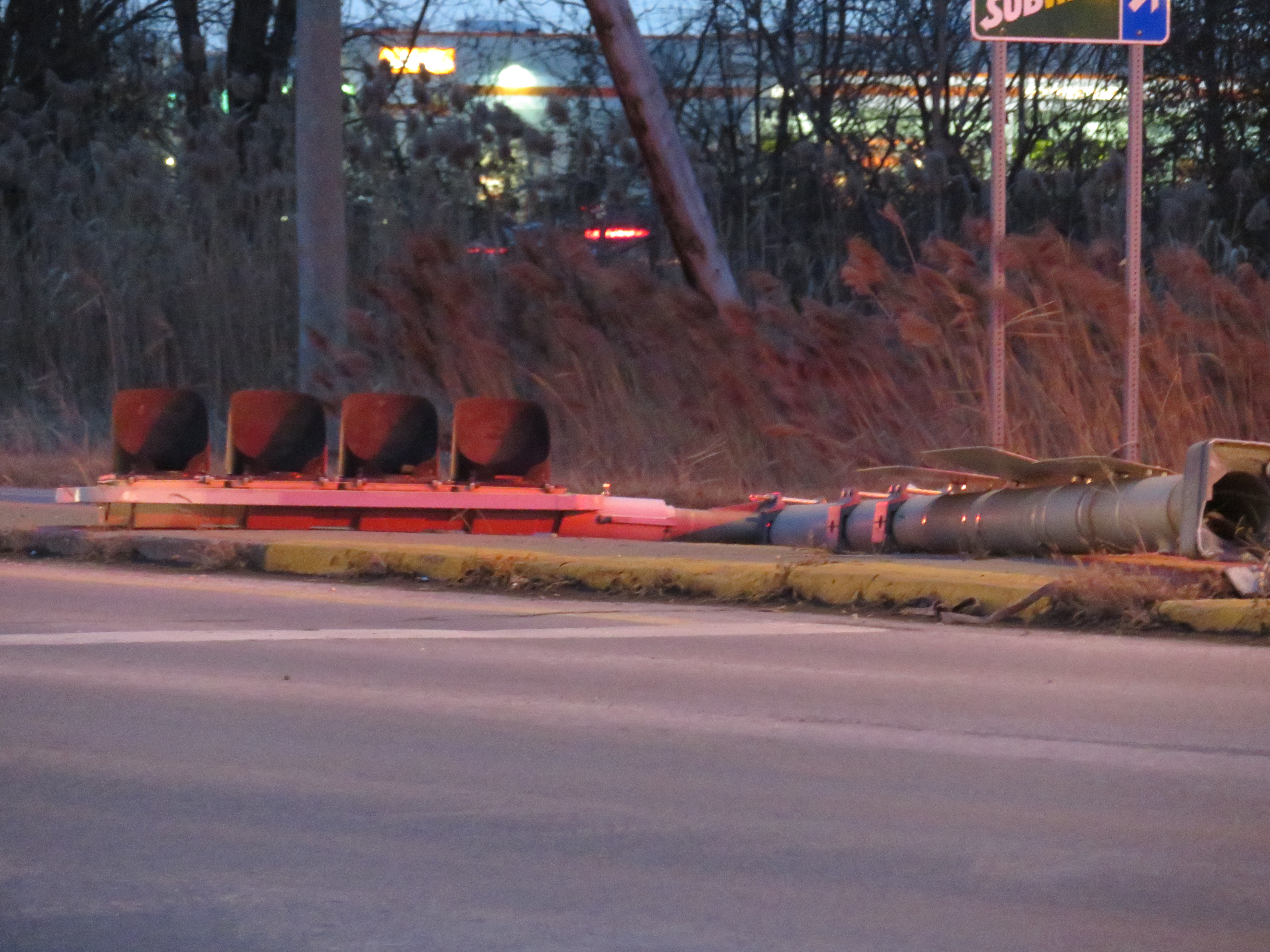 Feu de circulation au sol sur la route 132 à Saint-Constant