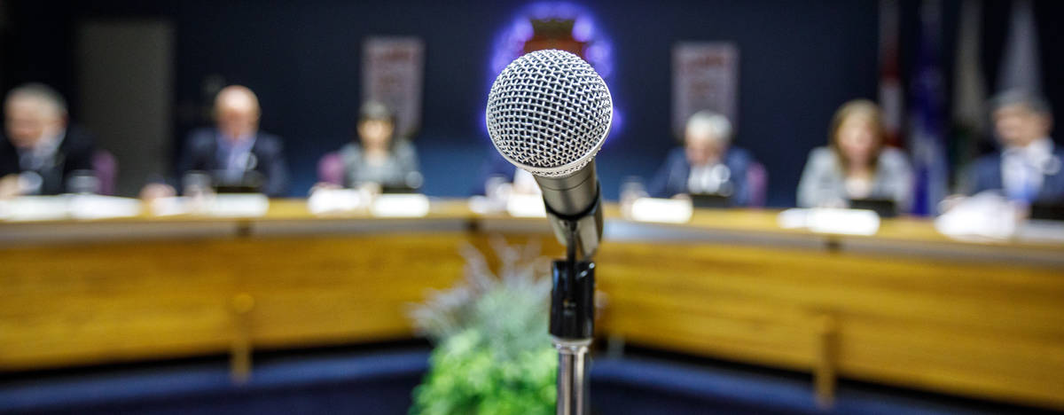 Un « régime de genre » sévit en politique municipale, déplore une étude