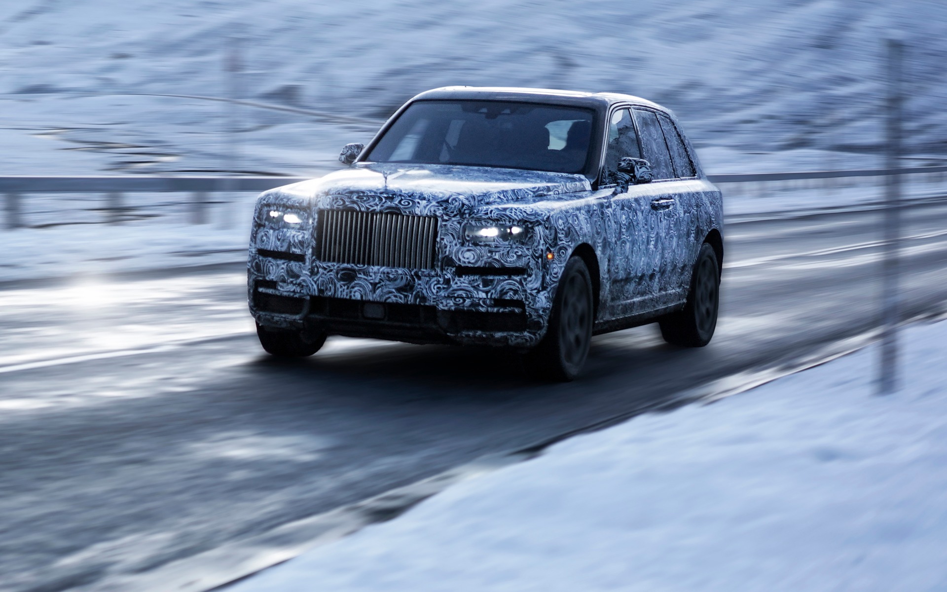 Rolls-Royce Cullinan : Même Rolls-Royce doit s’incliner…
