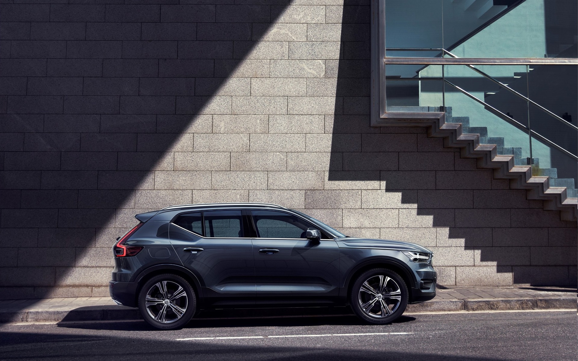 Volvo se lance dans les moteurs trois cylindres avec son XC40… en Europe