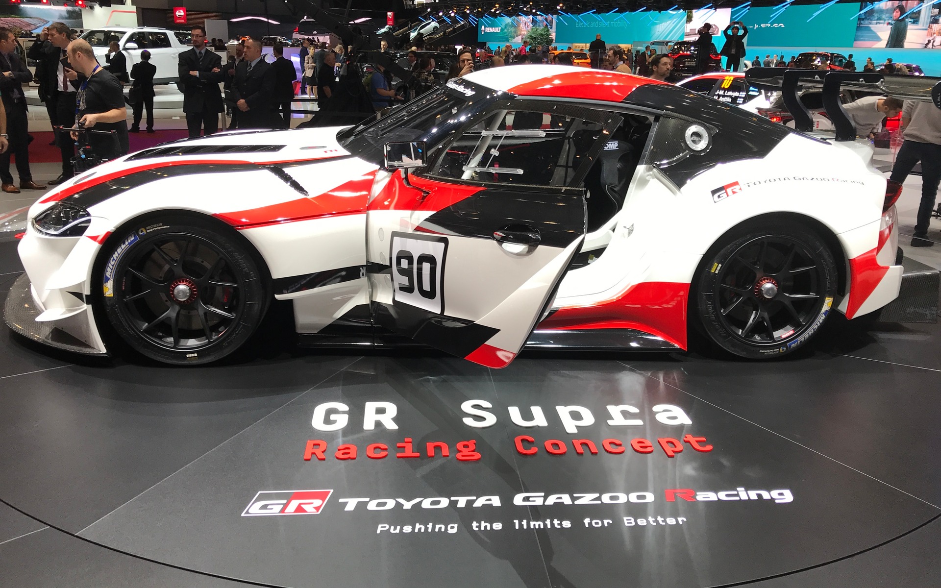 Le concept GR Supra Racing annonce le retour de la Toyota Supra!