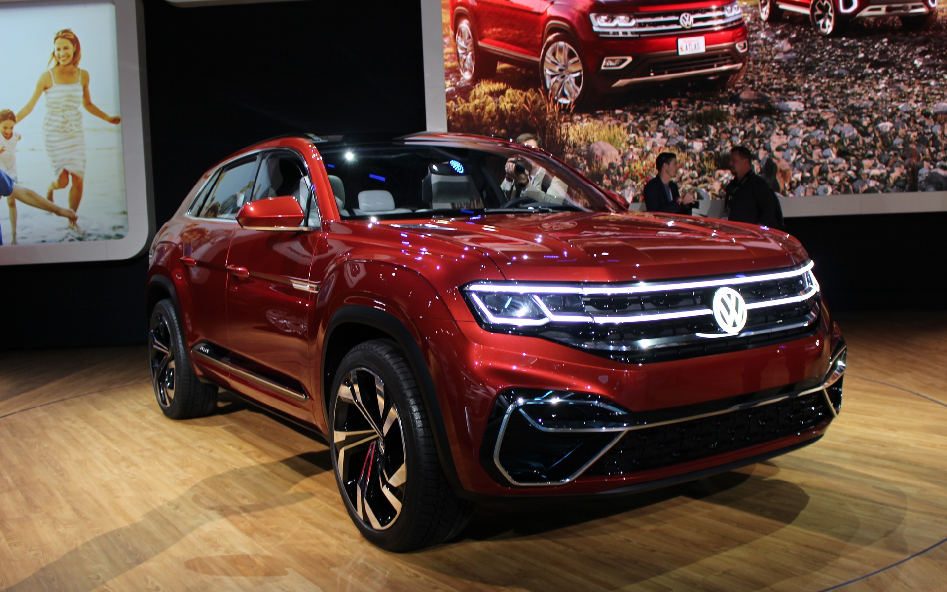 Le Volkswagen Atlas Cross Sport Concept dévoilé à New York