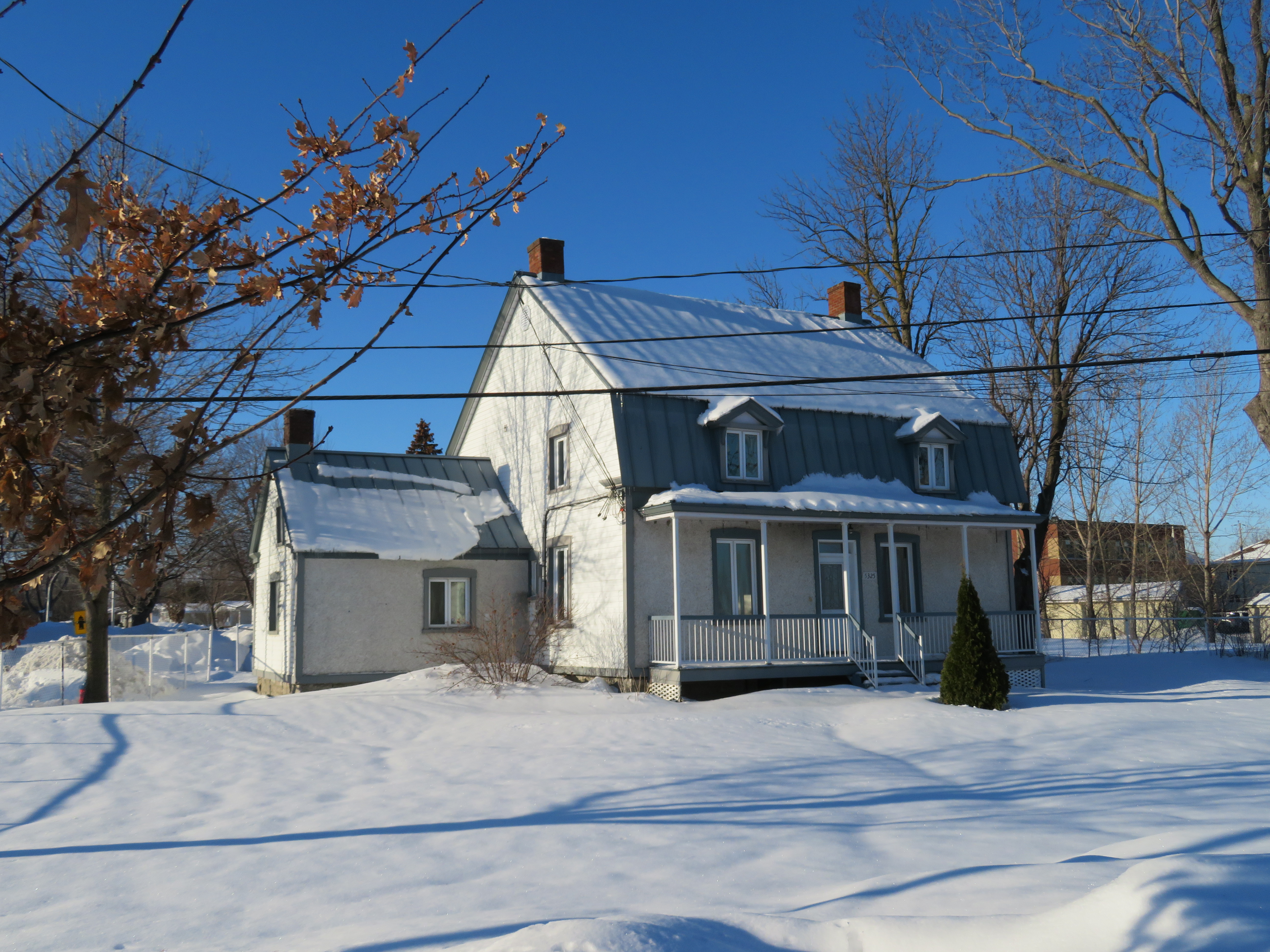 La Ville de Sainte-Catherine veut sauvegarder la maison bleue