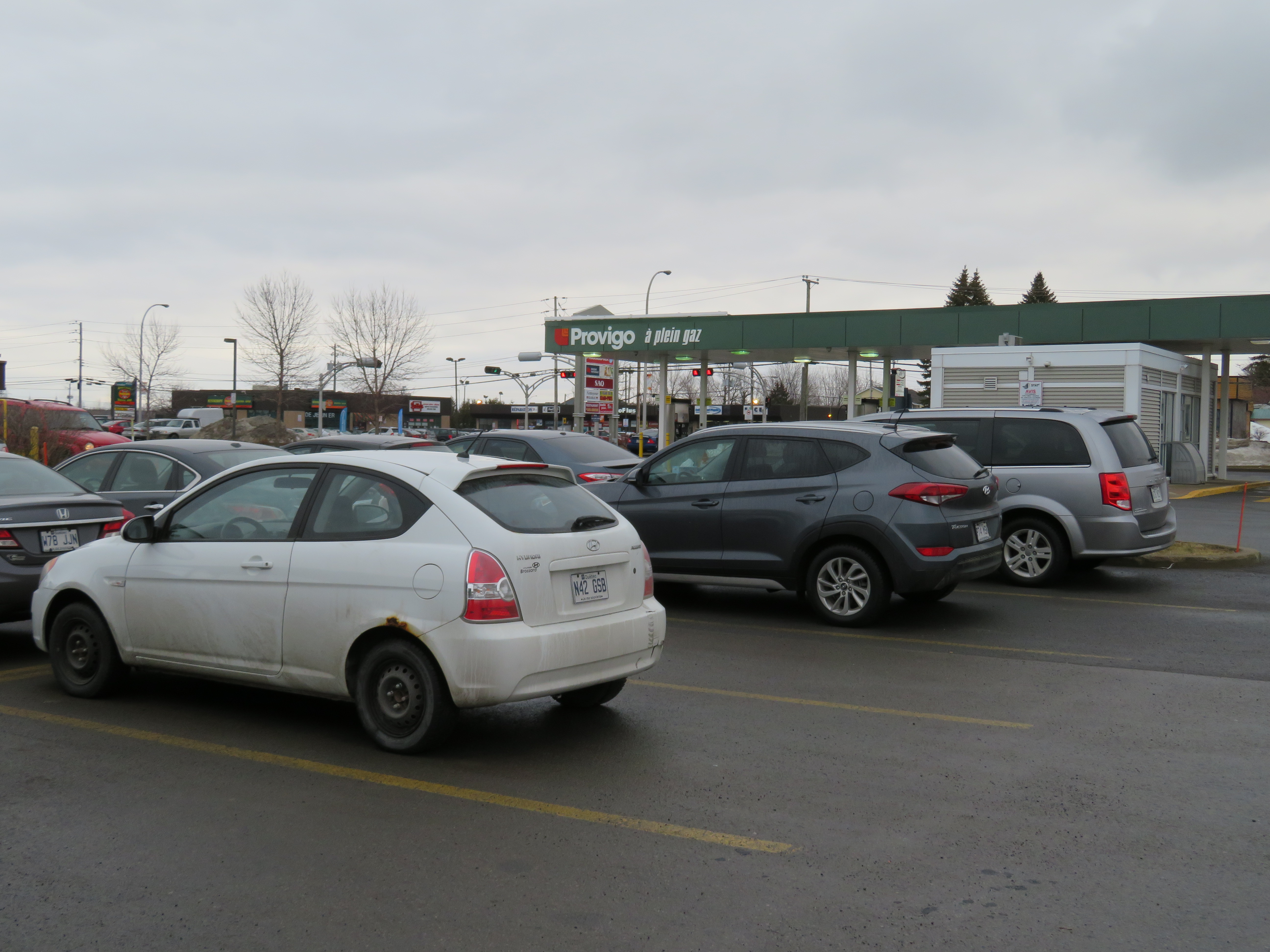 Pluie d&rsquo;avis d&rsquo;infraction à la Plaza Delson