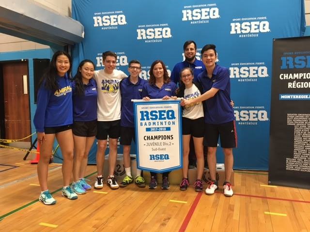 Le Collège Jean de la Mennais se démarque sur la scène régionale en badminton