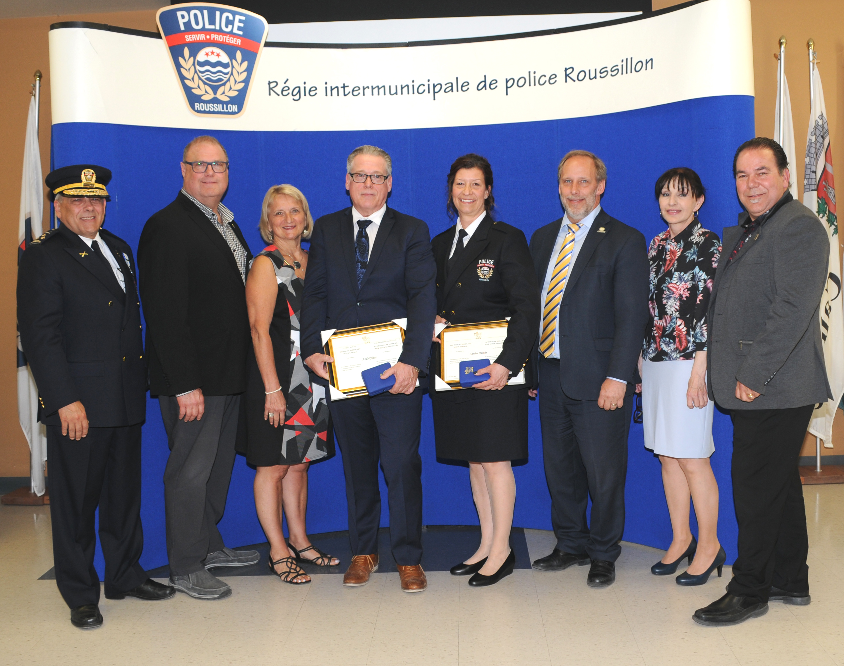 Des policiers honorés pour leurs années de service