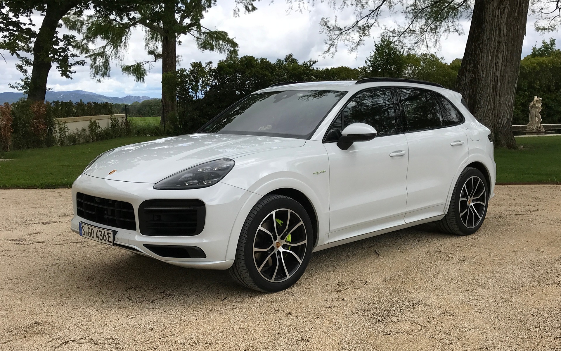Porsche Cayenne E-Hybrid 2019 : 455 chevaux électrifiés