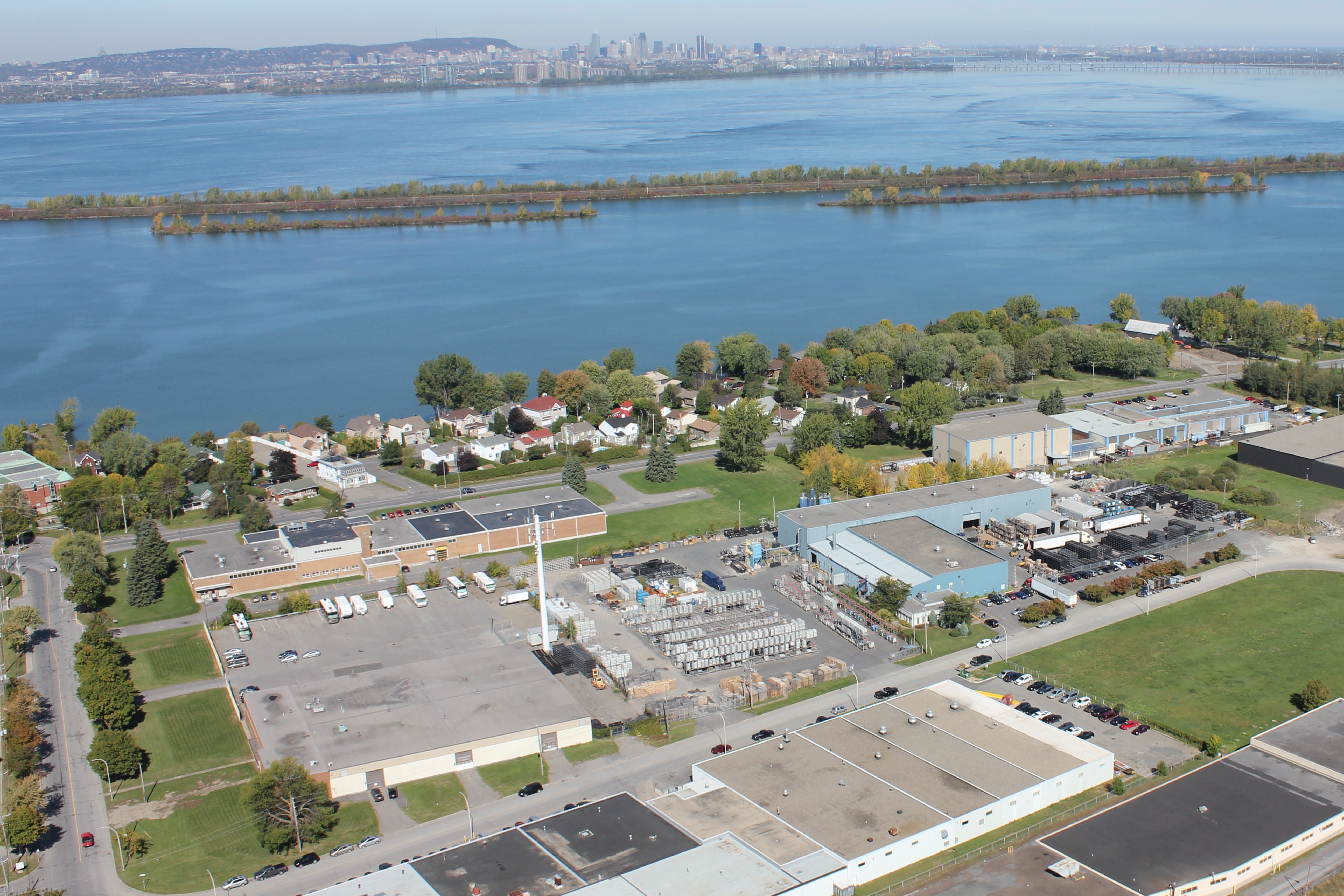 Mandat de grève pour les travailleurs de Oldcastle Enclosure Solutions