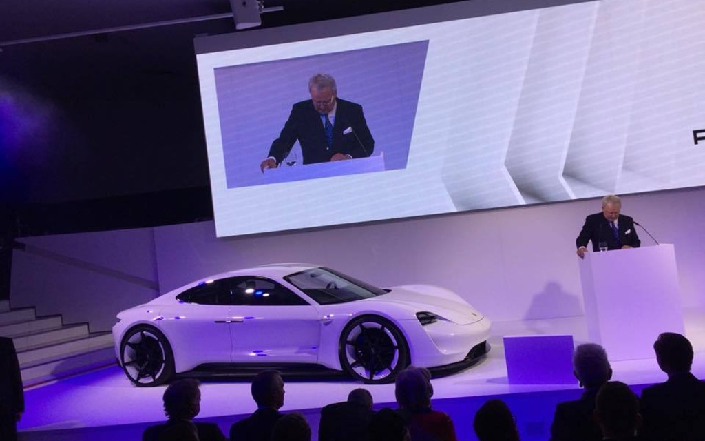 La Porsche Mission E sera baptisé Taycan