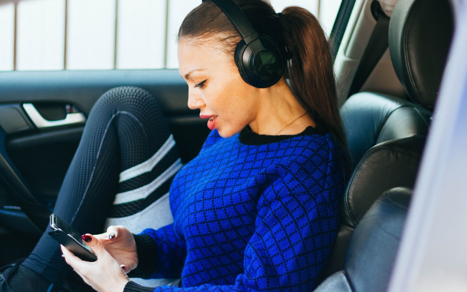 La GRC rappelle aux automobilistes les règles concernant les écouteurs