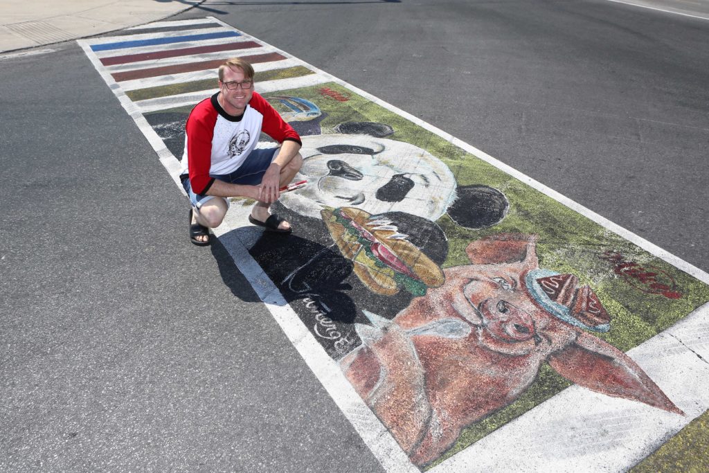 Un artiste à la fois peintre et illustrateur