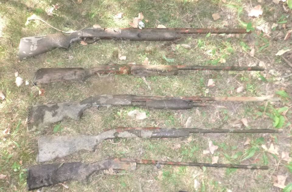 Des armes à feu trouvées dans la rivière de la Tortue