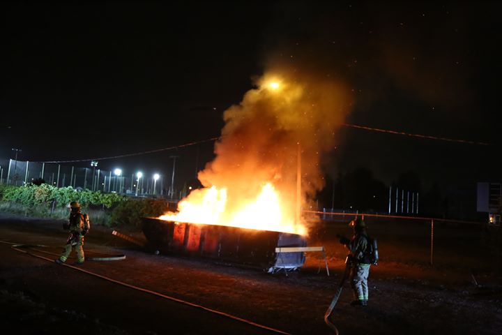 Feu de conteneur à Saint-Constant