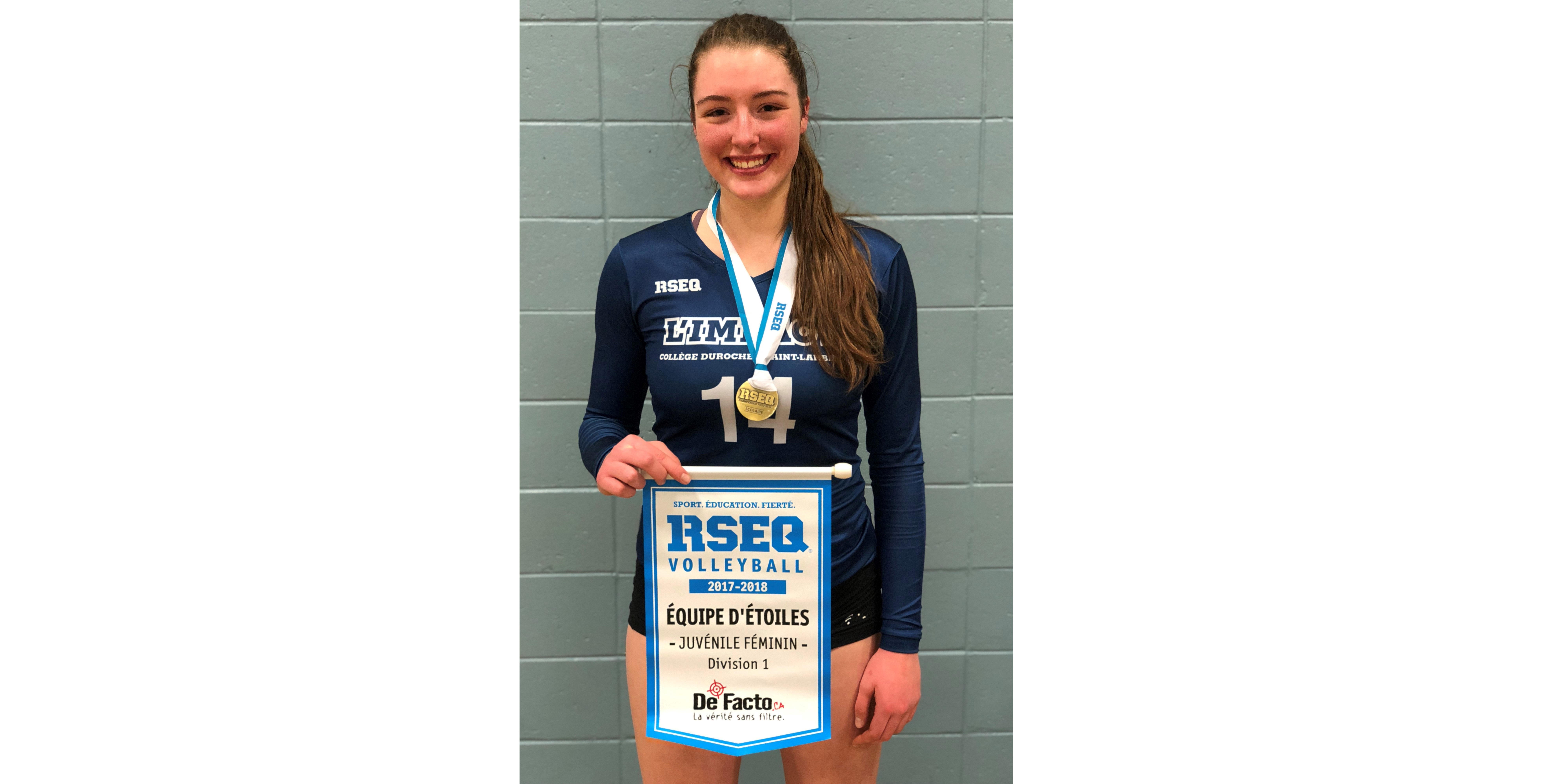 Une joueuse de volleyball en pleine ascension