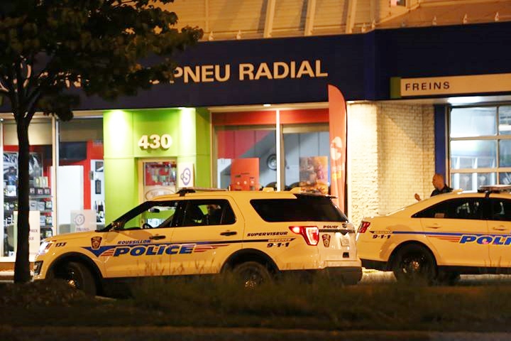 Individu appréhendé pour méfait sur un commerce