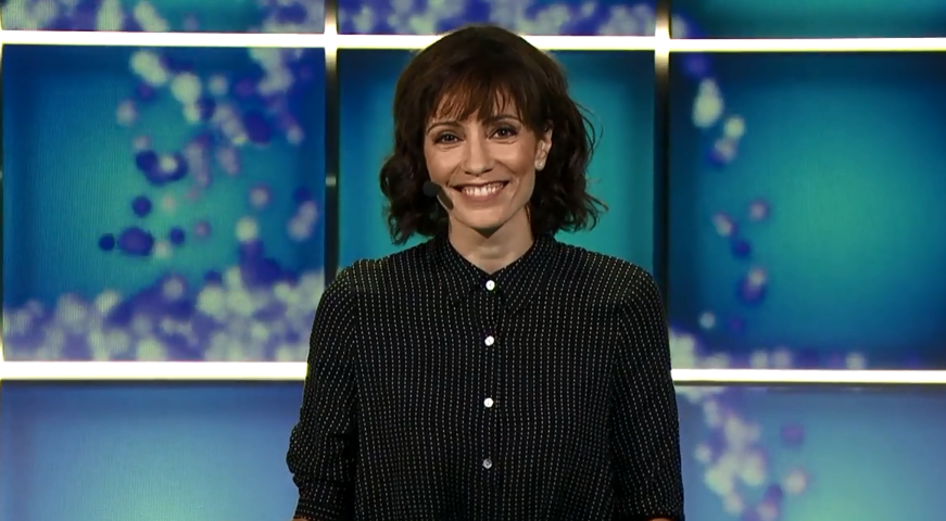 Marilyse Bourke joue pour le Complexe le partage à l’émission Le Tricheur